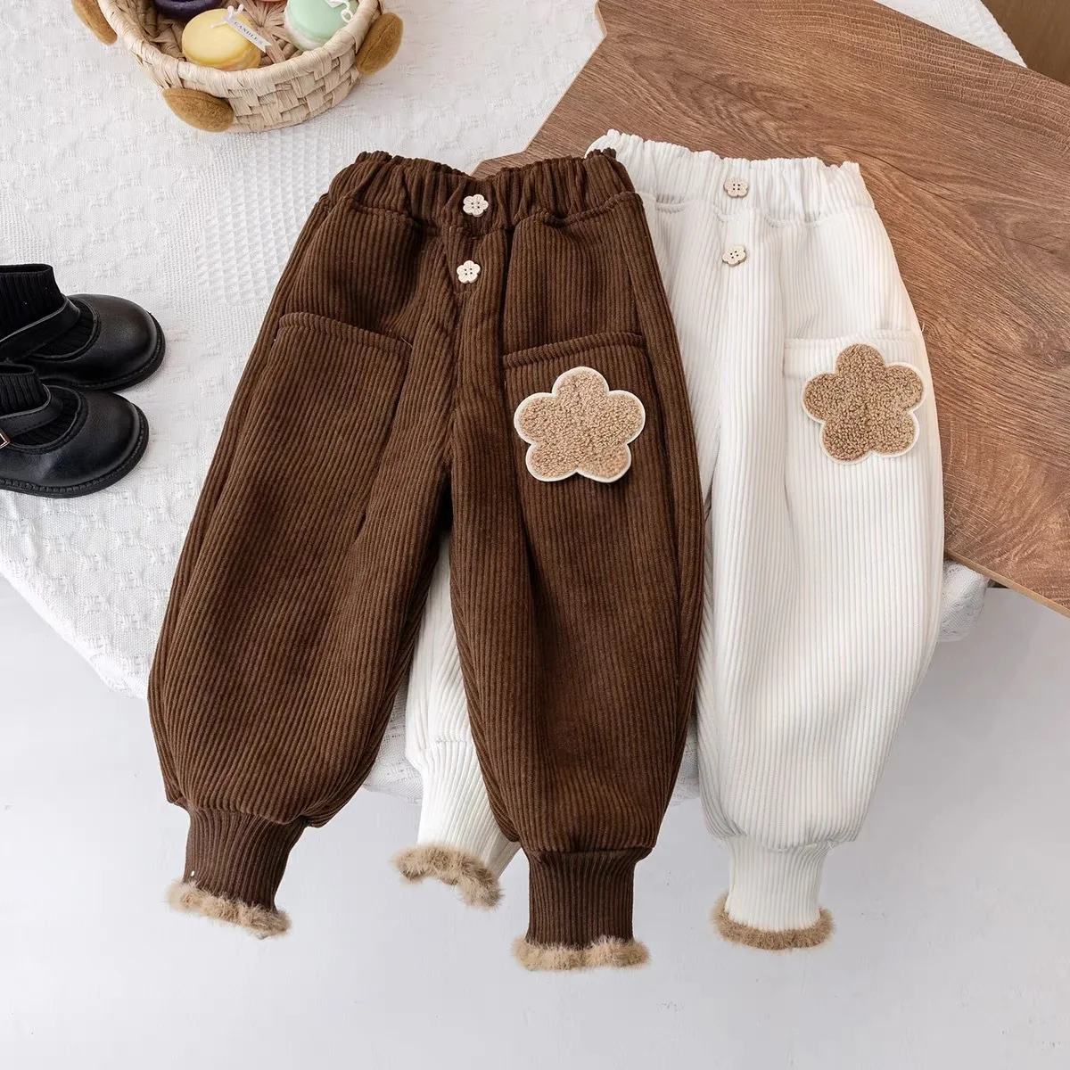 Children's Velvet Pants 2025 Autumn and Winter Integrated Velvet New Corduroy Pants Little Girl Foreign Versatile Thermal Pants