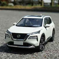 1:32 Nissan X-TRAIL SUV Alloy Car Model Diecast Metal Toy Off-road Vehicles Model Sound and Light Simulation Kids Birthday Gifts