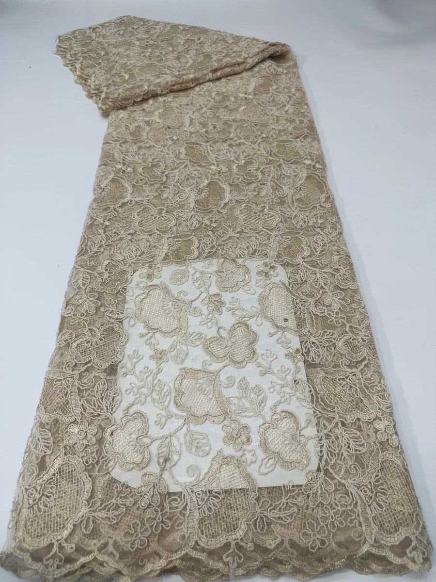 

New Arrival Classical French Nigerian Lace Fabric 2025 High Quality African Tulle Lace Fabric For Women Wedding Dress LYX2502