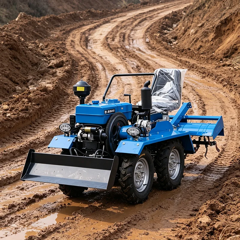 

Индивидуальный четырехколесный трактор с четырехколесным роторным культиватором и колесным микрокультиватором для обработки сельскохозяйственных угодий