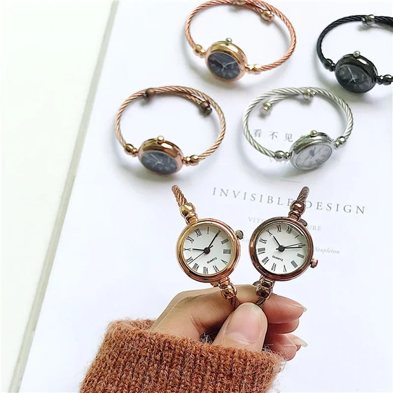 Luxury Fashion Gold Bangle Bracelet Women Watches Stainless Steel Retro Ladies Quartz Wristwatches Ulzzang Brand Small Clock