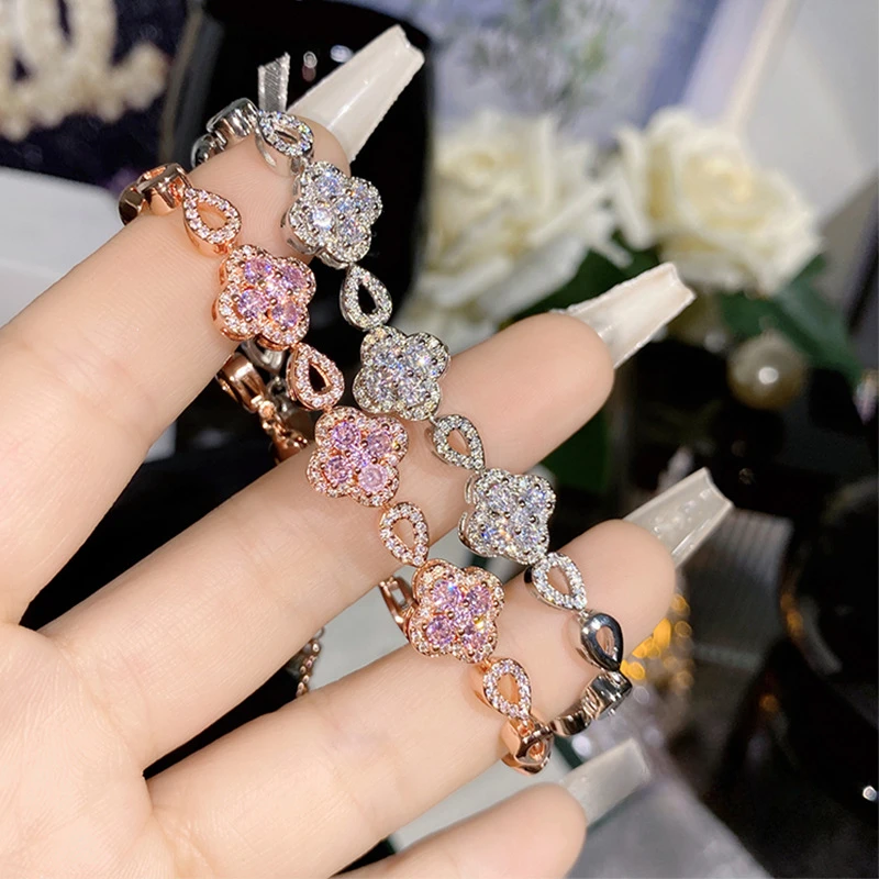 

MDLFES Moissan Diamond Style Four petal flower bracelet female micro-set temperament new hand jewelry