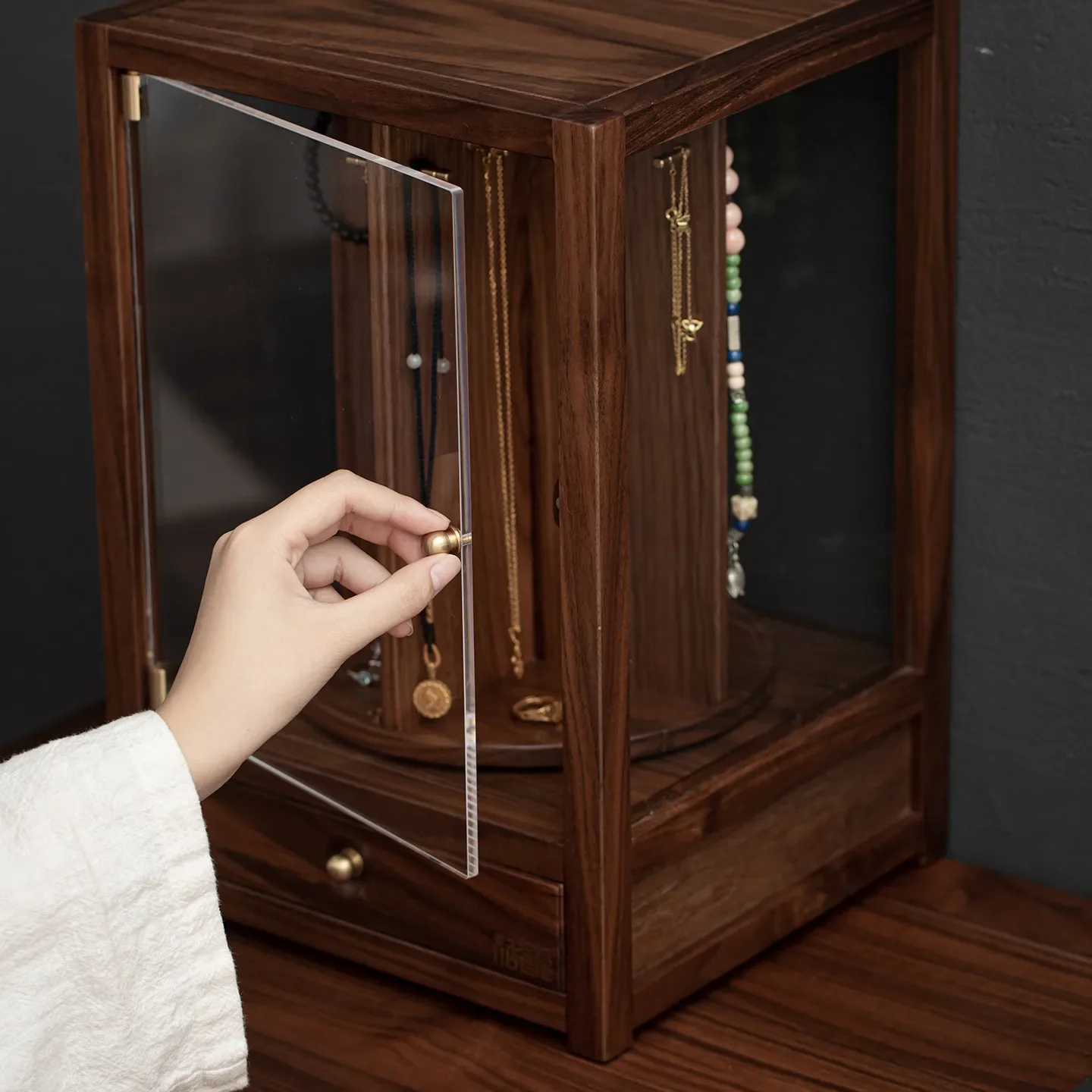 Walnut Solid Wood Retro Jewelry Drawer Type Transparent Window Necklace Watch Bracelet Bracelet Display Storage Cabinet
