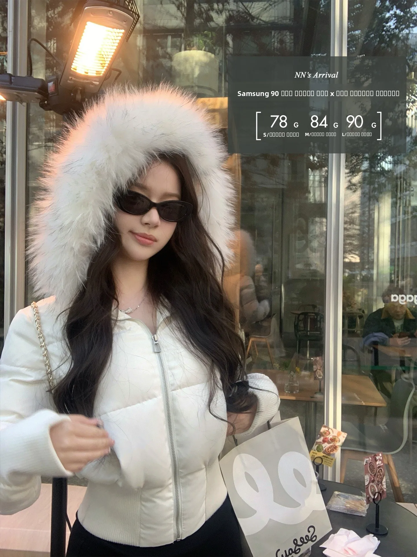 

Пуховик Chen Jin Nan Fei Oa с капюшоном, белый, с 90% пуховым наполнителем, укороченный, с поясом на талии, из полиэфирного волокна, с меховым воротником