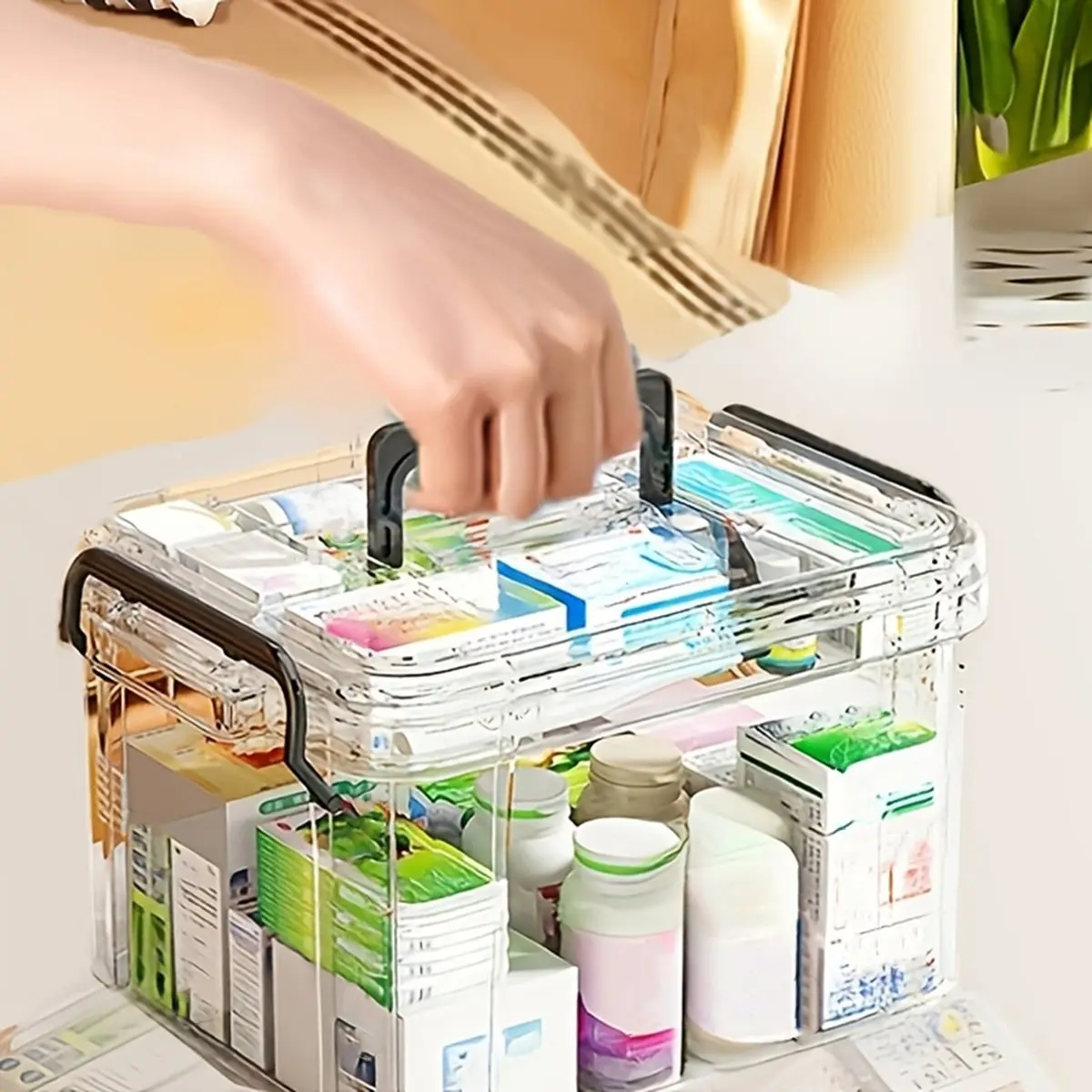 Y69A Large Capacity Double-Layer Medicine Organizer Box - Waterproof, Transparent Storage for Home & Travel