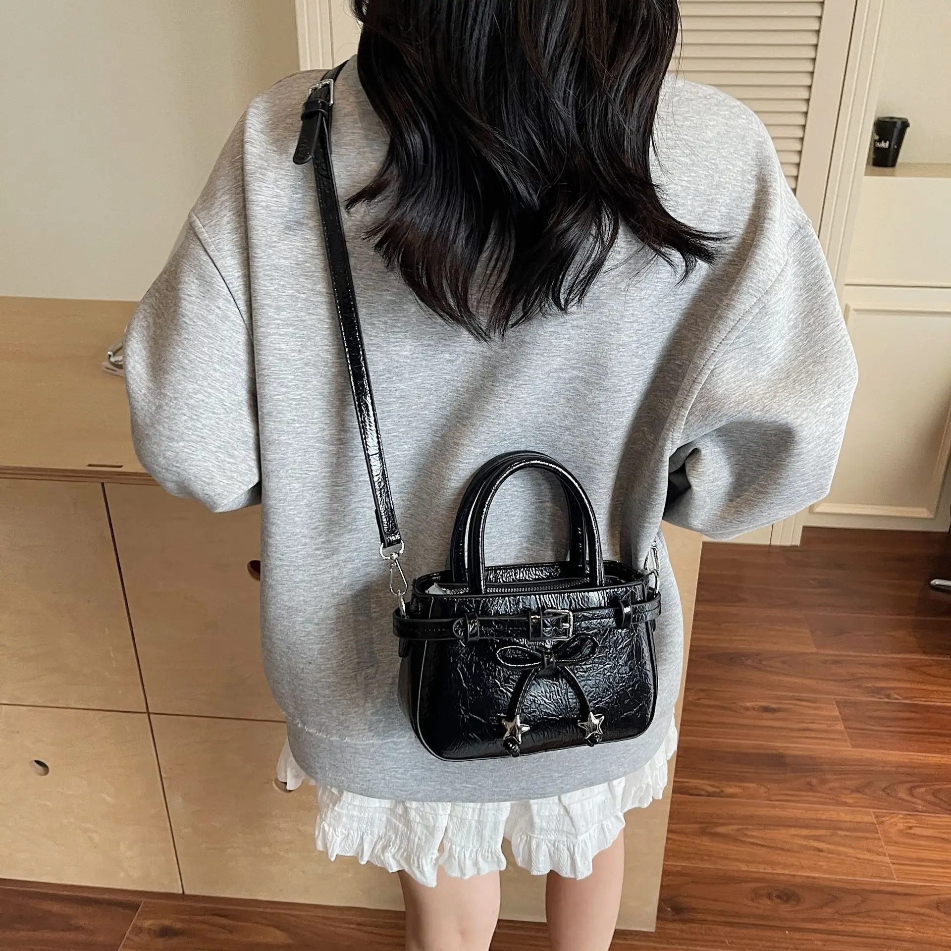 

2025 Pleated Square Bag - Bowknot Crossbody Purse, Niche Luxury Shoulder Bag for Women, Girly Cute Mini Handbag