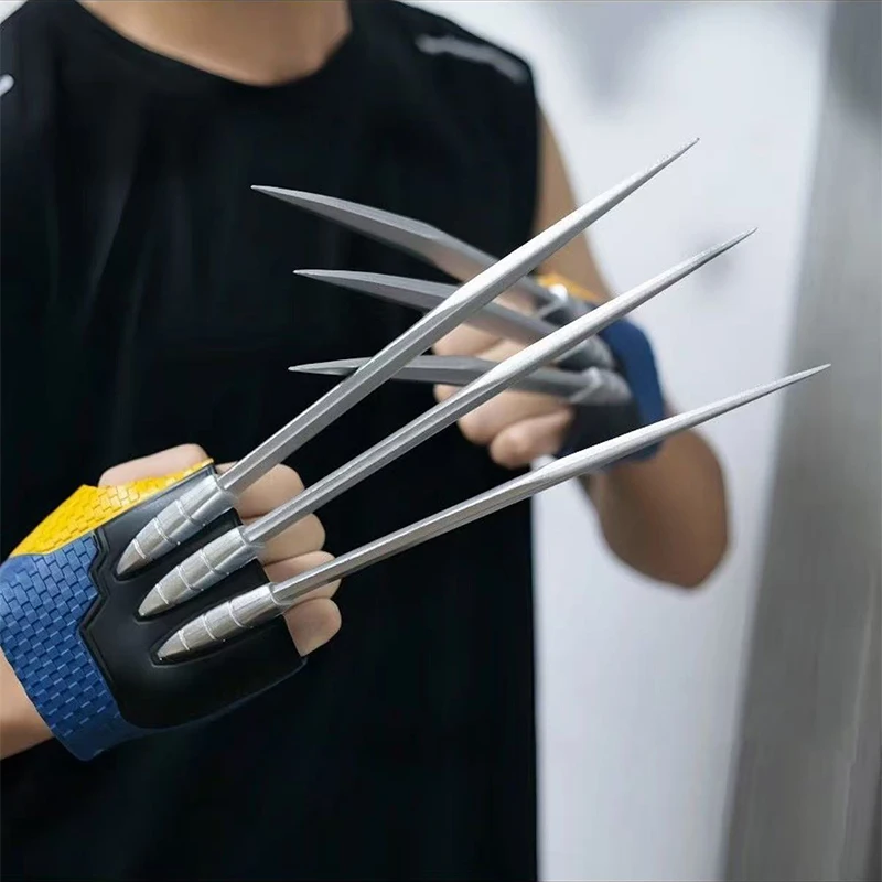 

Wolverine Cosplay Wolf Claw Glove Anime Prop Model Toys Collection Boys Party Gifts