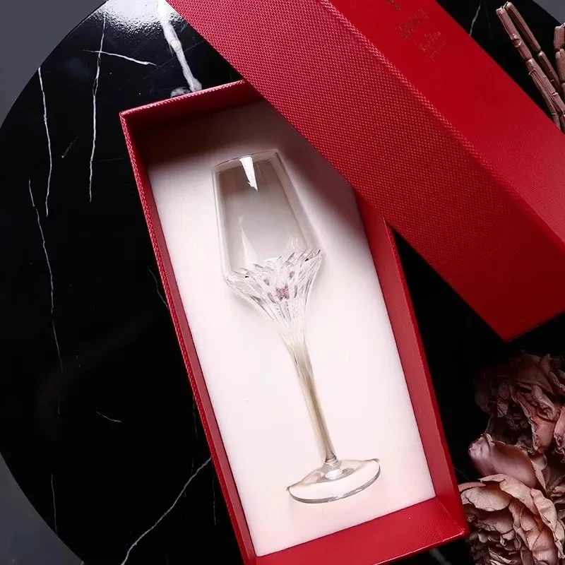 

Light Luxury Retro Red Wine Glasses Business Gift Box Set Crystal Glass Whiskey Champagne Cup Transparent Goblet of Light