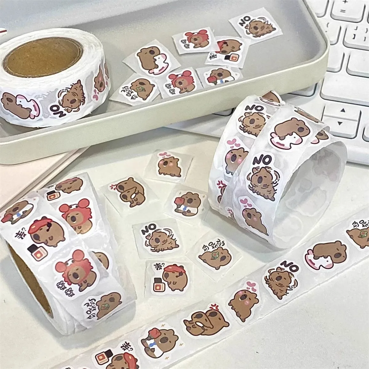 500pcs/Roll Cute Capybara Sticker Waterproof Graffiti Aesthetic Decorative Luggage Laptop Cup Phone Diary Book Kids Stickers Toy