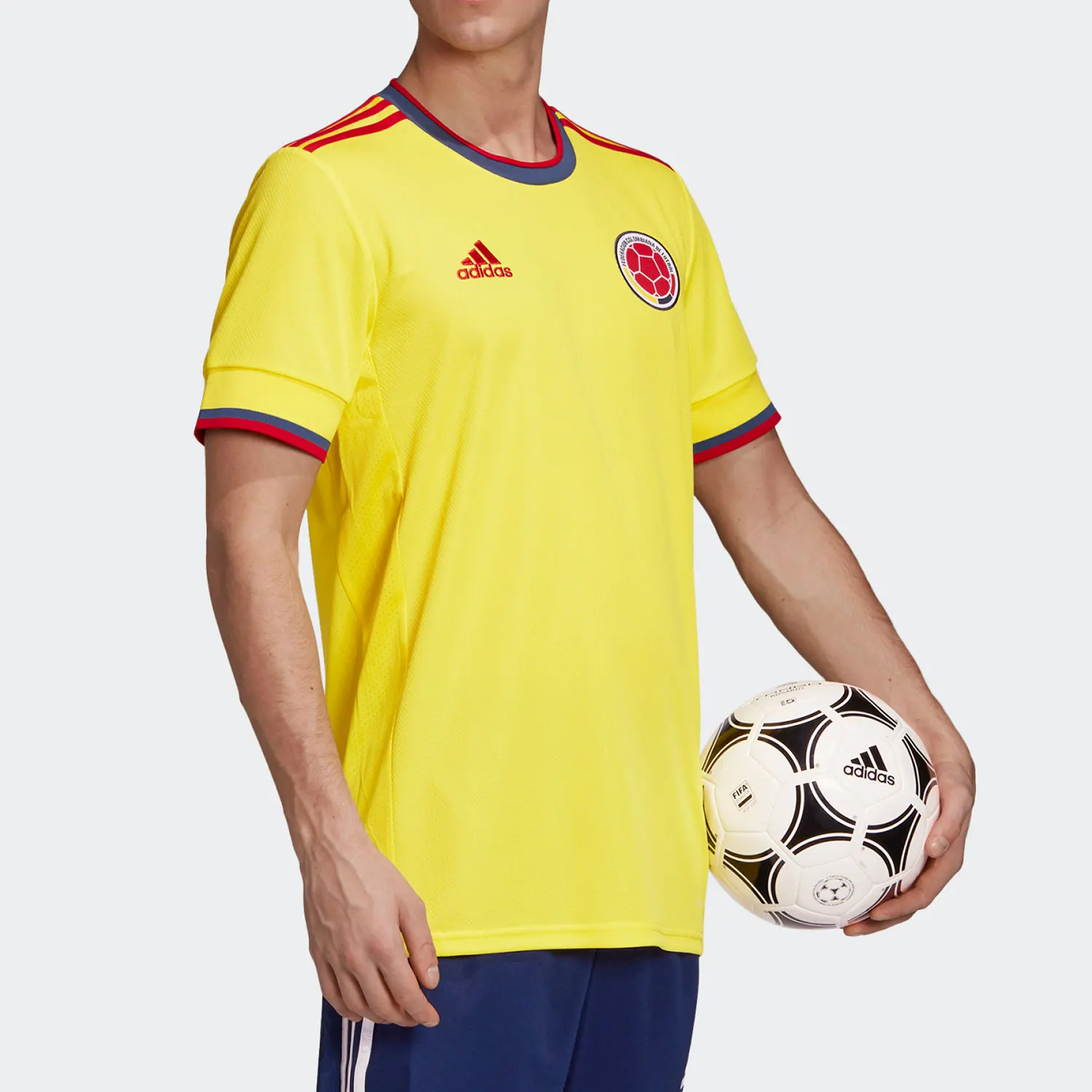 

adidas genuine Men's Football Breathable T-Shirt FT1475