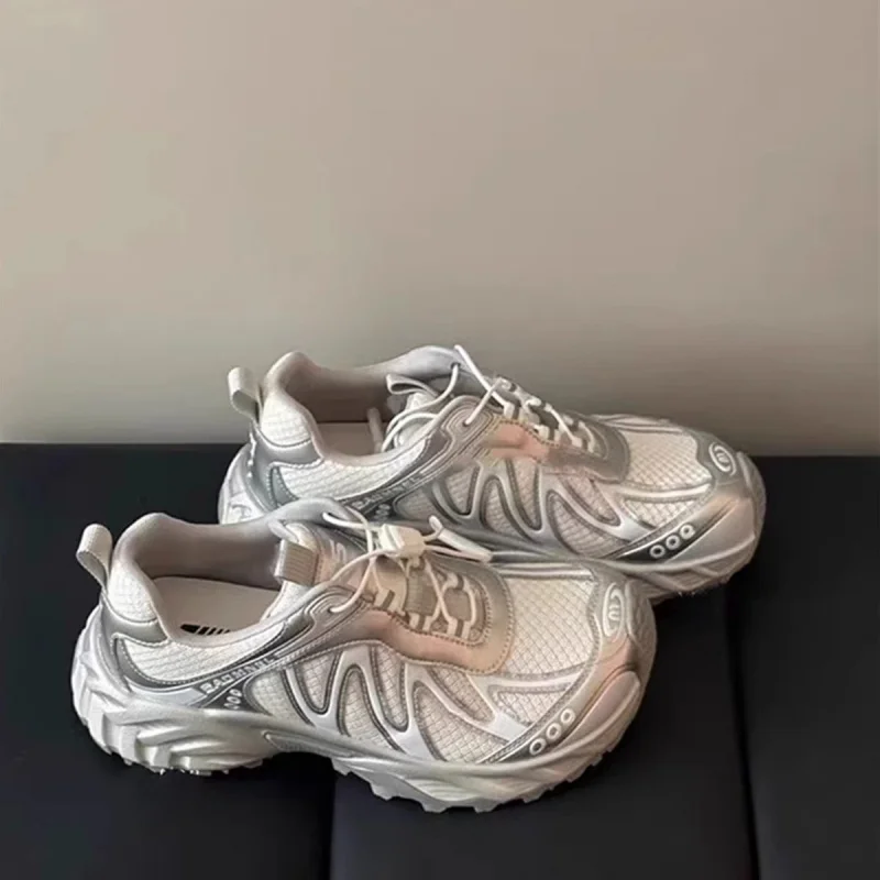 

2025 Summer New Outdoor Climbing Boots Women's Breathable Mesh Versatile Platform Sports Casual Shoes Trendy Daddy Shoes