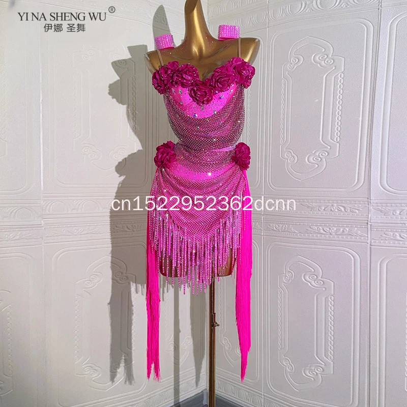 

Платье для латиноамериканских танцев AB Stone, женское, для взрослых и детей, класса люкс, на заказ, с яркими розовыми бахромами, черное, для выступлений по самбе, с ремешками.