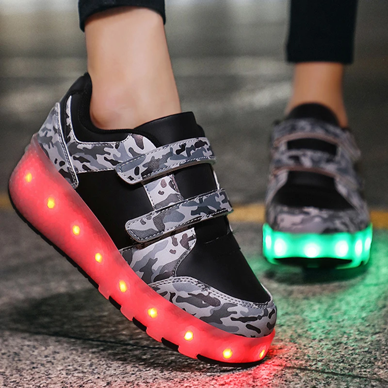 Children\'s Sports Shoes Luminous Fashion Breathable Mesh Shoes High-quality LED Training Roller Skating Shoes for Kids Sneakers