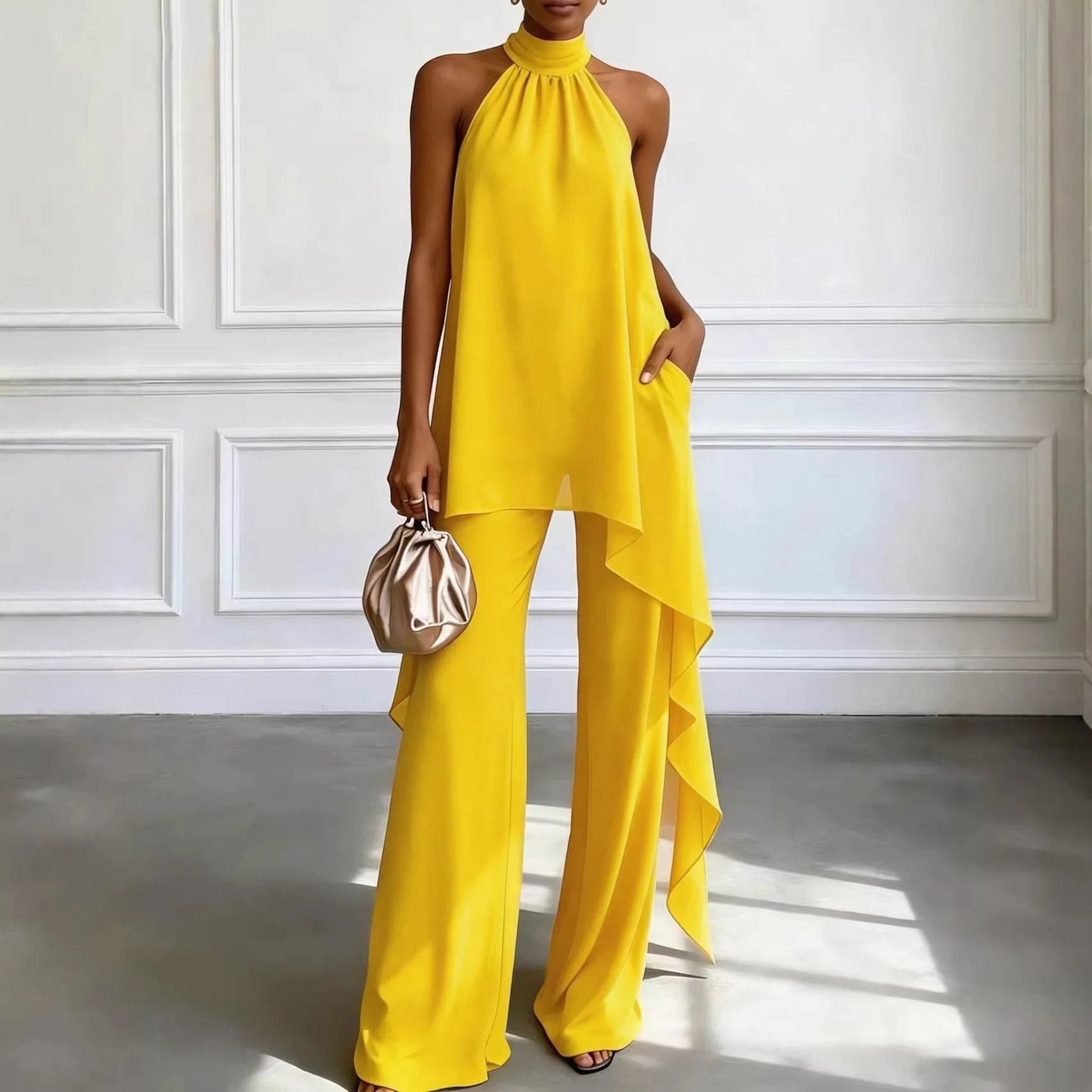 

Новый женский элегантный комплект из двух предметов: топ без рукавов с открытой спиной и брюки (2026)