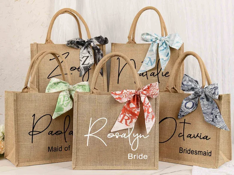 Personalized Jute Bag for Bridesmaid Burlap Tote With Name Custom Burlap Gift Bag Bridesmaid Tote Bag Beach Bridal Party Gift