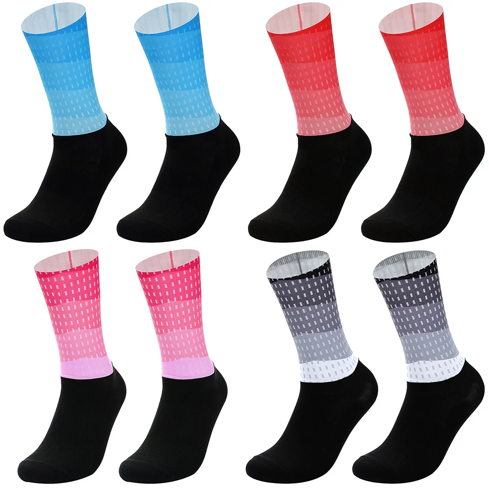 New Summer Aero Cycling Socks Silicone Seamless Stitching Gradient Road Bike Socks Running Socks