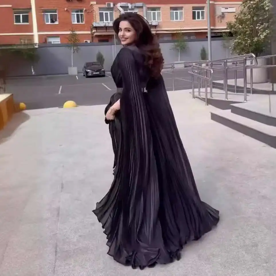 2025 Autumn New Solid Color Bat Sleeve Straightening Waist for Slimming and Long Dress Abaya Ramadan Dubai Luxury Islam Elegant