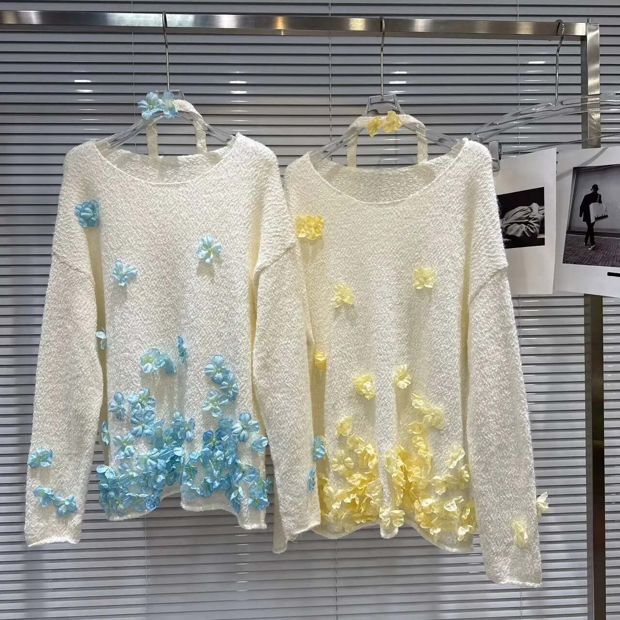 

Medium Length Knitted 2025 Women's Autumn New Style Sweater Tops Sweet 3D Flower Cinching Long Sleeved Loose Pullovers C63