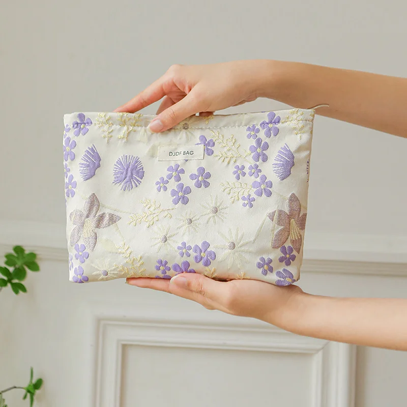 Women\'s Makeup Bag Purple Flowers Large Capacity Cosmetics Storage Bag Portable Travel Toiletry Bag Commuter Clutch Cloth Bag