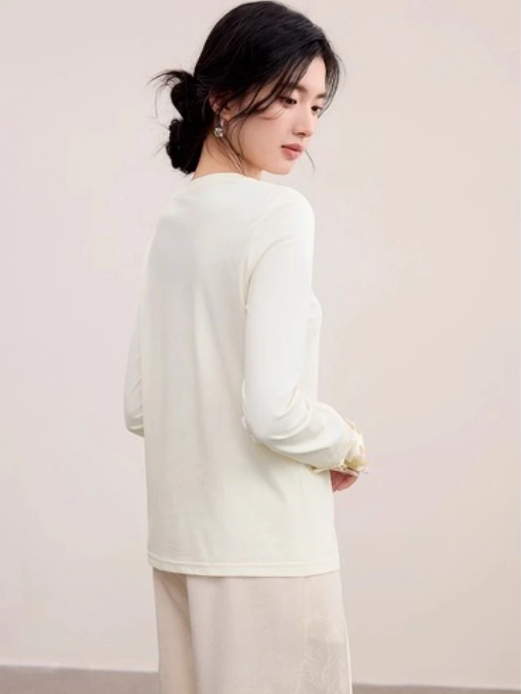 SENTUBILA Damska koszulka z długim rękawem w stylu chińskim, nowość na jesień 2025, okrągły dekolt, łączona żakardowa morelowa bluzka damska 153TM3149