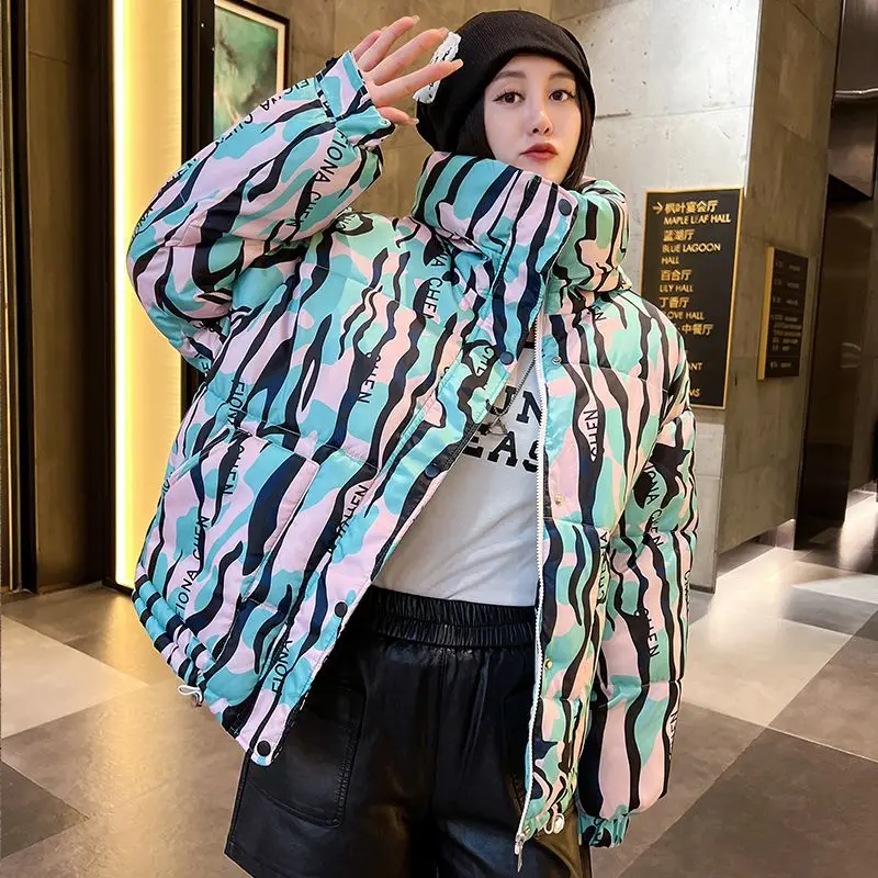 Winter New Cotton Robe Women's Western Style Trendy Internet Celebrity Explosive Bread Robe Fashion Versatile Winter Cotton