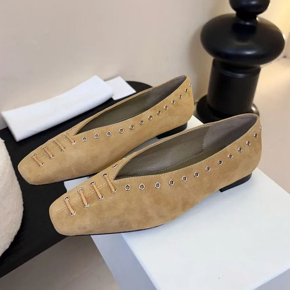 

Lazy people step on spring and summer 2025 new M ü ller cool mop with flat toe and Le Fu shoes for outdoor wear