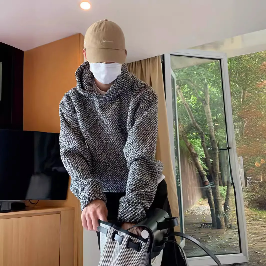 

Men's Loose Fit Hooded Sweatshirt Casual Style Versatile Knitted Jacket Fashionable Hong Kong Style for Spring Autumn 2026