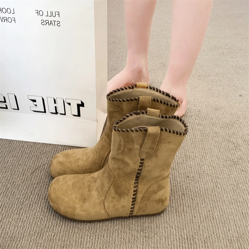 

Новинка 2023 года, женские ботинки на плоской подошве, замшевая дизайнерская обувь, зимние повседневные ботинки «Челси», новые готические прогулочные трендовые модельные ботинки