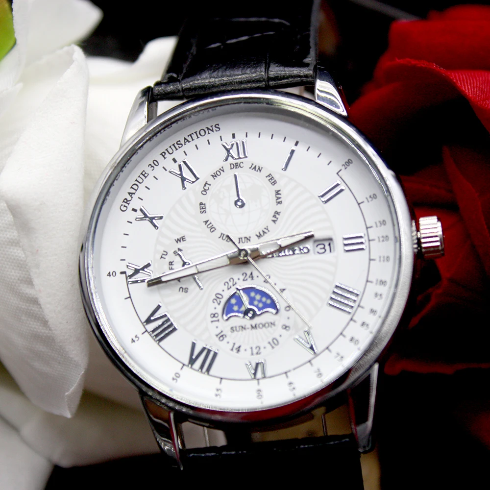 

5pcs Set Leisure Cool Fashion with Perpetual Calendar Table Simple Quartz Watch Friendship Bracelets Box for Men's Watch