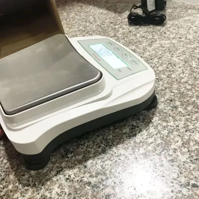

Exquisite craftsmanship YP60001D 0.1g Scale High Capacity Electronic Balance Laboratory Balance