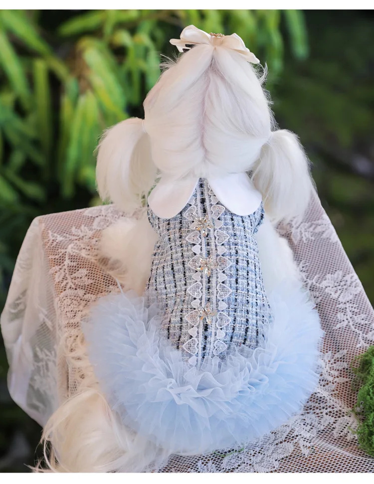 

Blue Dreamy Luxury Style Winter Woolen Petticoat With Fluffy Design