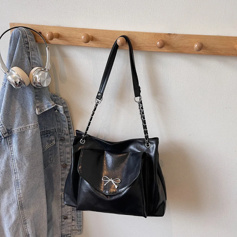 

2025 Autumn Winter Shoulder Bag, Luxe Underarm Purse for Women, Textured Top Handle Tote, Commuter Day to Night Bag, Versatile