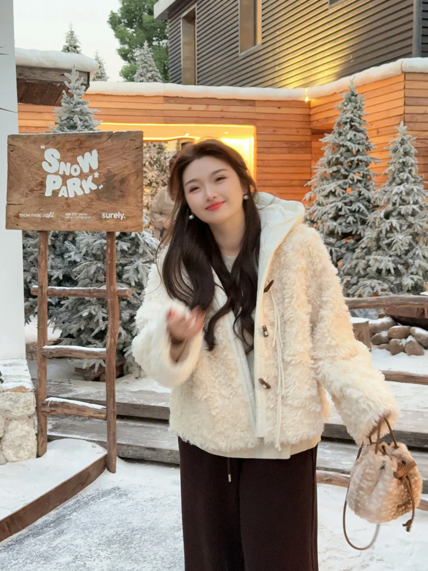 

Large Size Women's Coat Cry Bear White Hooded Lamb Fur Jaet New Sle Korean Sle Straight Cut Long Sve Thiened Po...