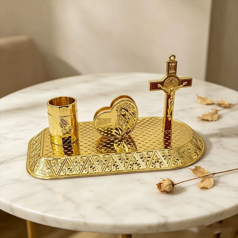Neues 2026 Gold-Geschenkset mit religiöser Ikonografie und Heiligen-Benedikt-Kruzifix für den Heimaltar, Kirchenbeten, Andacht und christliche Dekoration – Detail 2
