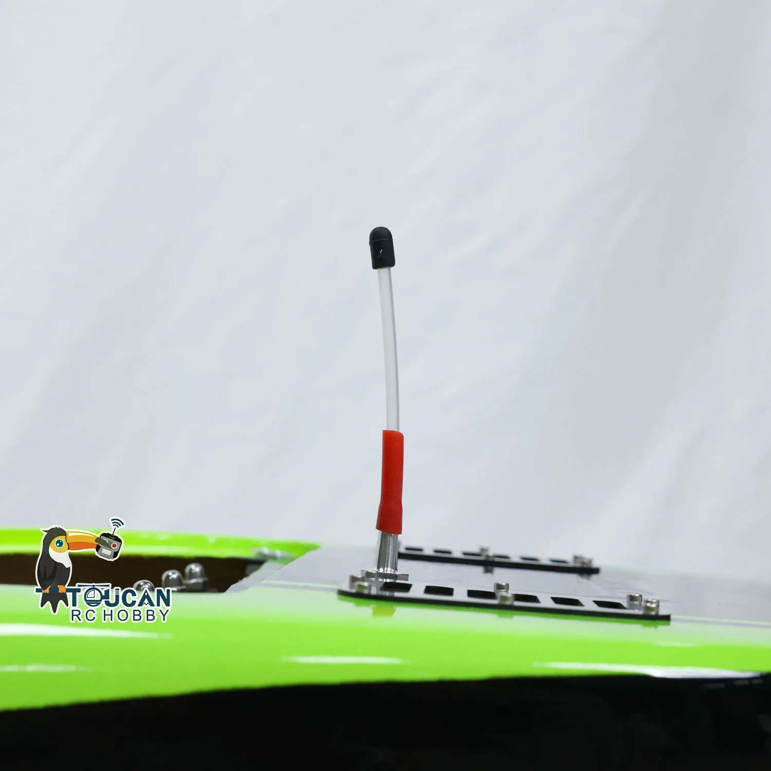 

G30E 30CC Prepainted Gaso-line Racing Toucan KIT RC Boat Hull Only for Advanced Player Remote Control Toys Model TH20167
