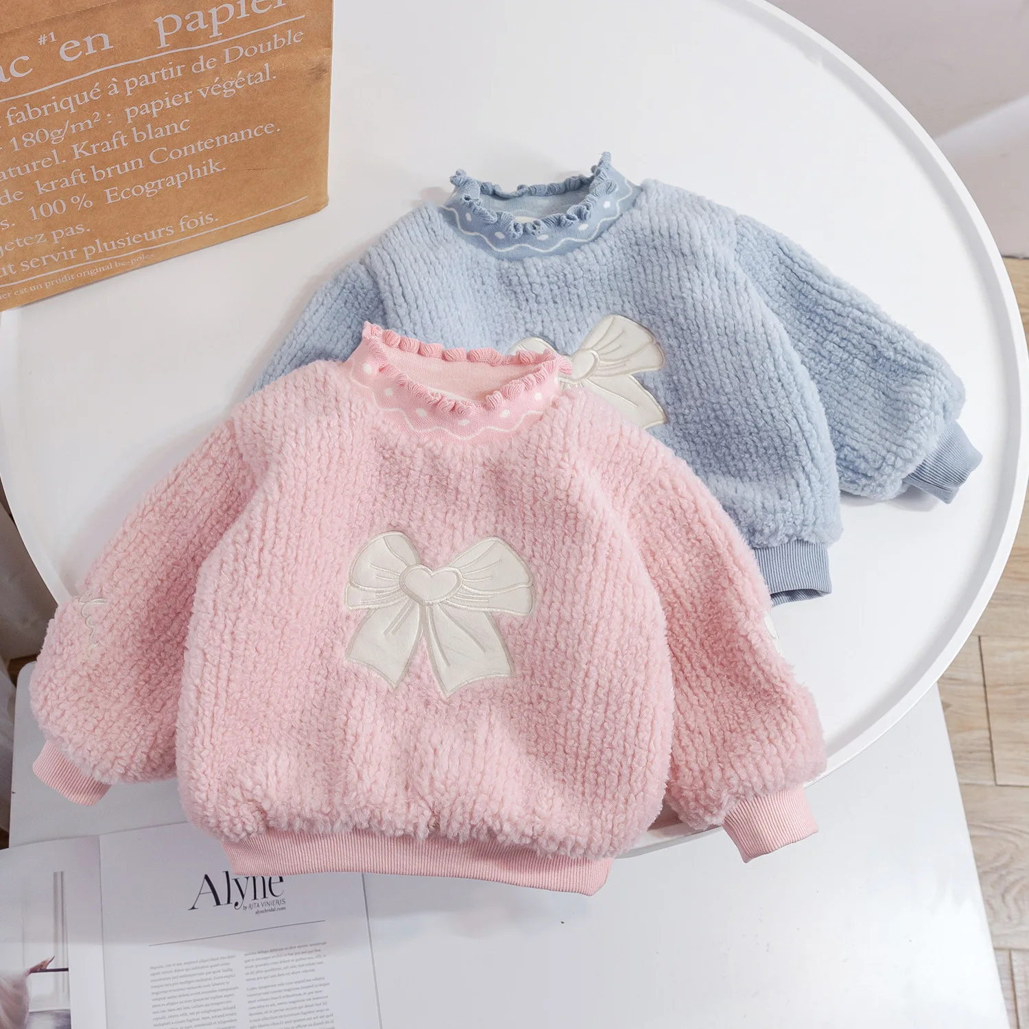 

Girls Plush and Thick Hoodie 2023 Autumn and Winter New Western-style Pullover Bow Children Middle and Young Children Top