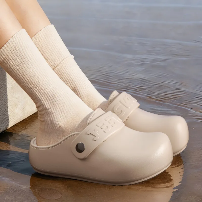 

Women's 2026 New Surgical Clogs — Lightweight Nurse Slippers, Non-Slip Dentist & Veterinary Surgical Shoes, Soft & Comfortable