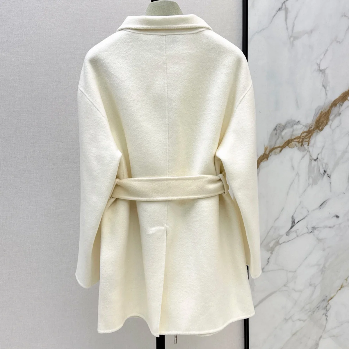 High Quality Women Solid White Lapel Zipper Coat With Self Tie Belt Pocket Mid Length Outerwear lyt2672919