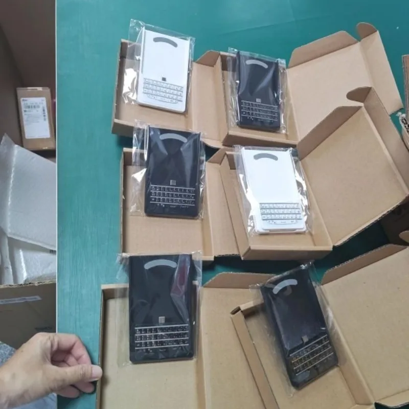 for Huawei Pura X/Samsung Zflip7 /zflip6 Phone Keyboard Custom PhoneCase Q10 Blackberry Wireless Bluetooth Ergonomics Double Ty