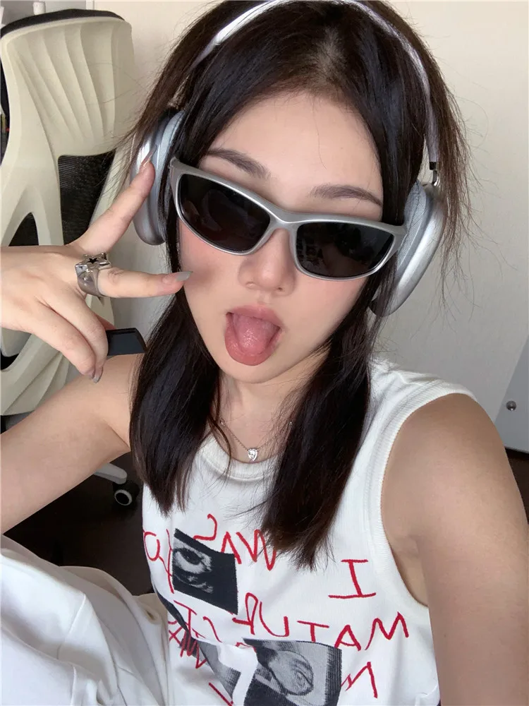 

Cyber Futuristic Silver Cycling Sunglasses Personality High-grade Girl's Driving Sun Glasses Outdoor Sports MJ0759