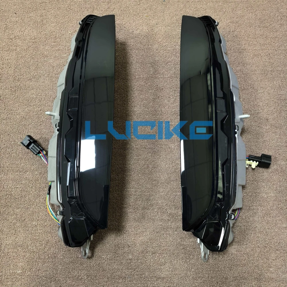 For Range Rover Vogue 2023 2024 LED Tail Light Signal Lamp Warning Brake Light AssemblyExterior Accessories LR152172 LR152173