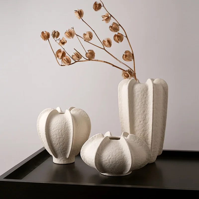 

Ceramic medieval vase, ornament living room table top, wabi-sabi wind, flower arrangement, flower art, home decoration