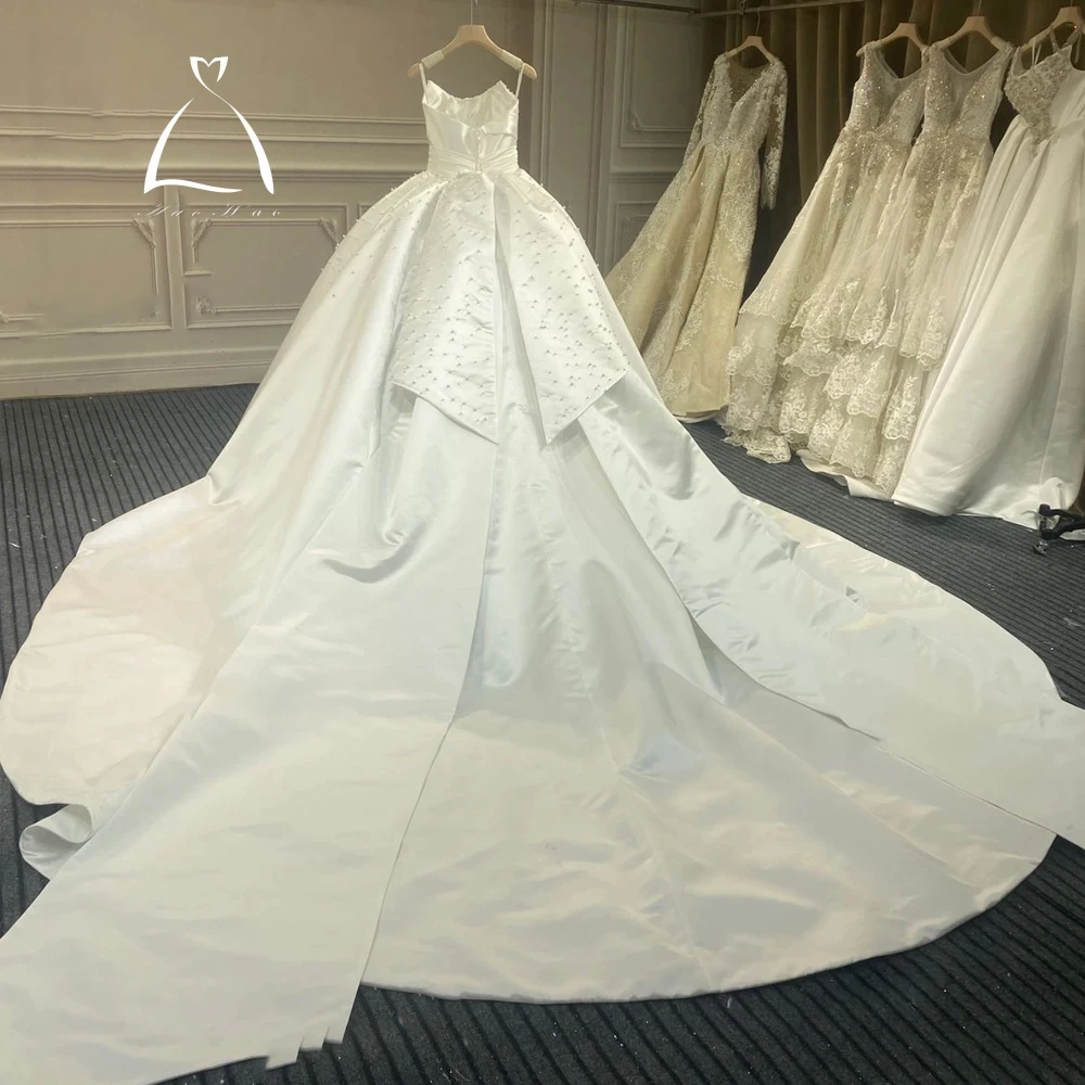 Haohao-Robe de Mariée en Satin avec Perles pour Femme, Tenue de Princesse avec Traîne en Fibre, Quelle que soit la Taille XZ41