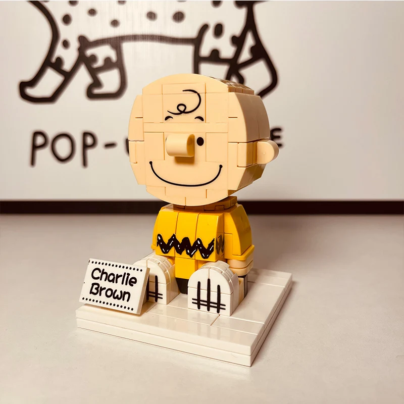 Pantasy Snoopy Bausteine Anime Cartoon Charakter Montage Modell Sammlung Spielzeug und Ornamente Kindergeburtstagsgeschenke 9