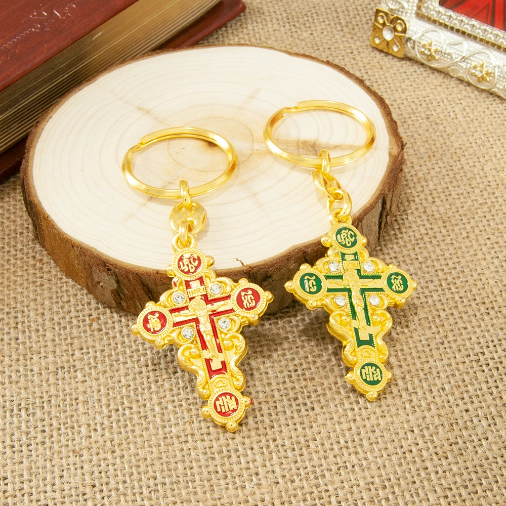 HTISOK Orthodoxes Kreuz aus Legierung, vergoldeter Schlüsselanhänger, heilige religiöse Mini-Jesus-Ikone, Kruzifix-Anhänger, heiliger Schlüsselanhänger für Gläubige – Detail 2