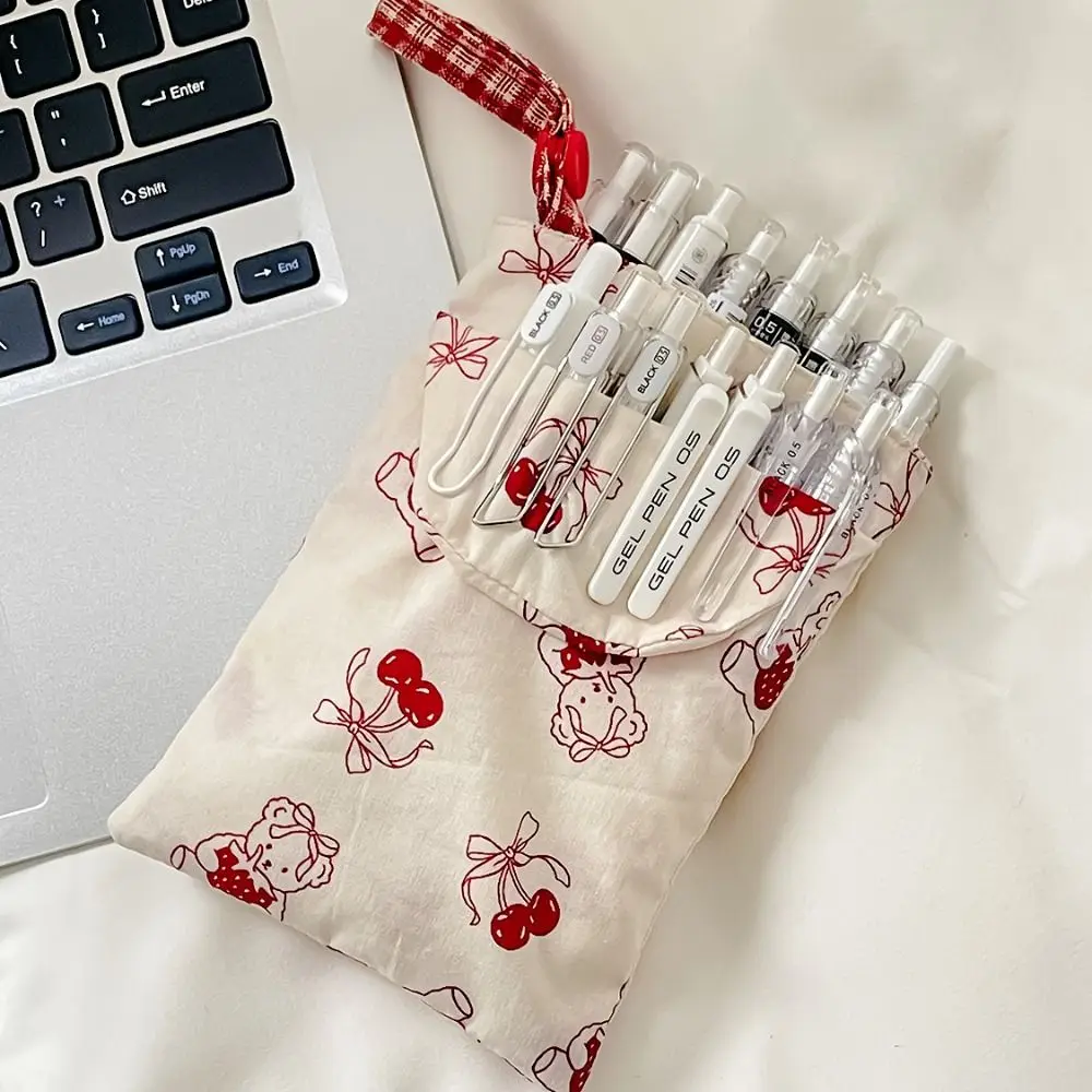 Nieuwe Rode Konijn Verpleegkundige Etui Grote Capaciteit Cartoon Pen Tas Handheld Gift Briefpapier Tas Studenten Levert