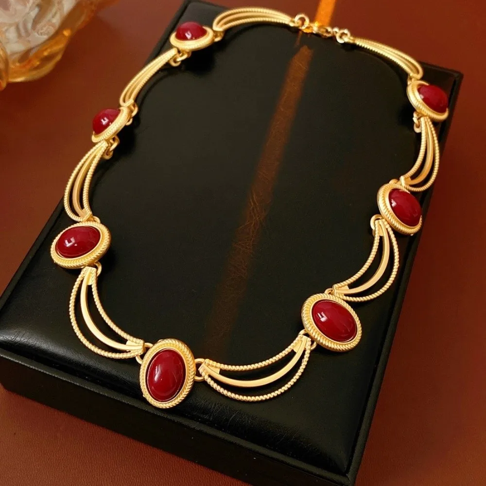 Gift Multi-layer Design Women's Oval Shape Retro Collar Elegant Jewelry Photo Shoot