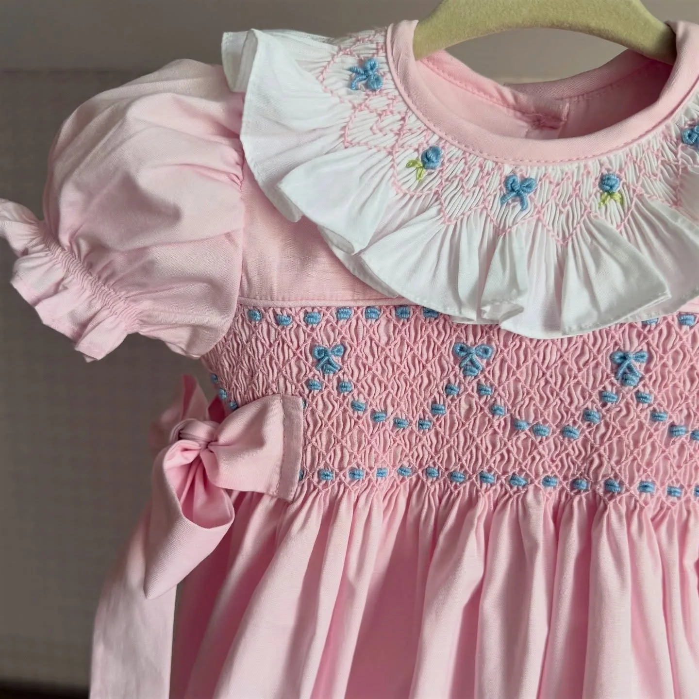 Summer Girl Handmade Embroidered Blue Bow Pink Smoked Romper for Casual Party Birthday Wedding Photography A422