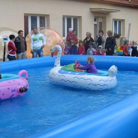 

Высококачественная надувная детская лодка-бампер синего цвета, электрическая лодка-банан, электрическая лодка для детей