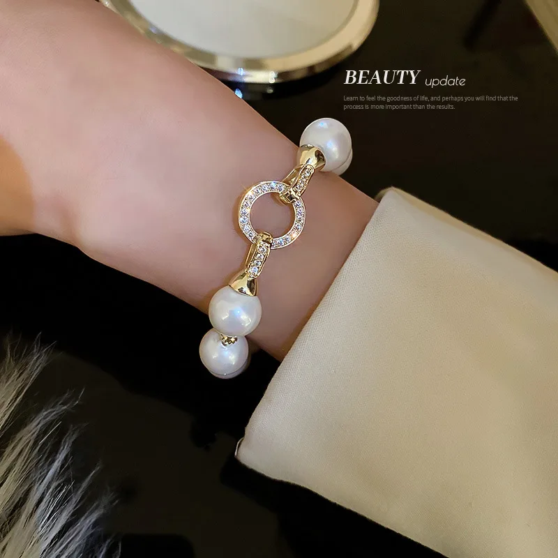 Baroque Round Natural Pearl Shell Bracelet Hand Accessories Jewelry Girl Birthday Luxury Alloy White Pearl Bracelets Handbands